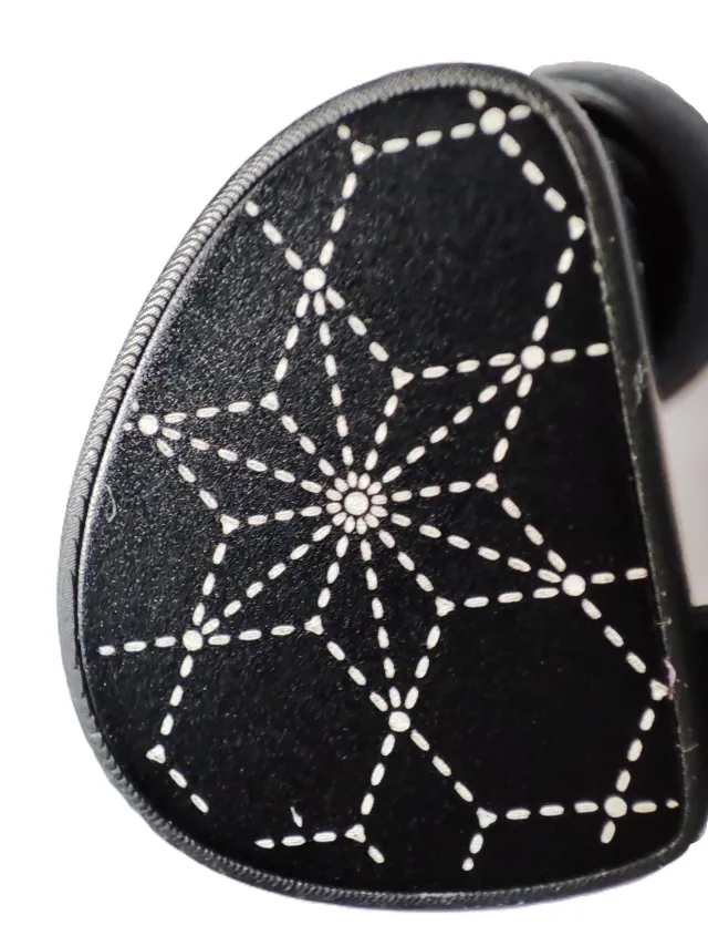Closeup of the Truthear Hola stitched star faceplate